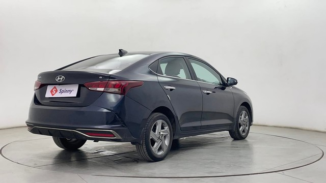 Second-hand 2023 Hyundai Verna SX Diesel for sale in Chennai-3