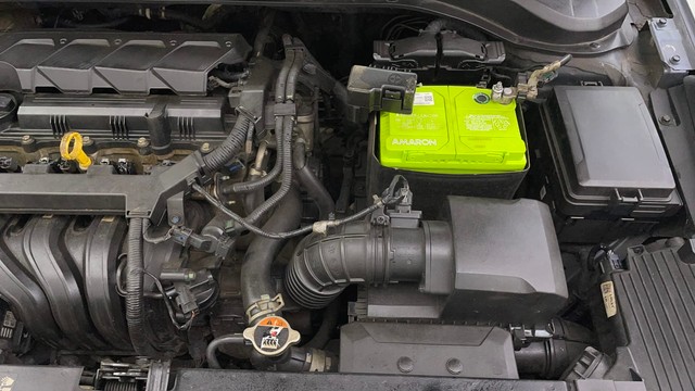 Second-hand 2023 Hyundai Verna SX Diesel for sale in Chennai-39