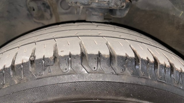 Second-hand 2023 Hyundai Verna SX Diesel for sale in Chennai-38