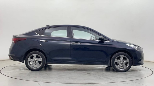 Second-hand 2023 Hyundai Verna SX Diesel for sale in Chennai-2