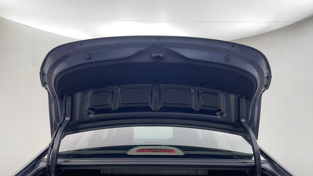 Second-hand 2023 Hyundai Verna SX Diesel for sale in Chennai-37