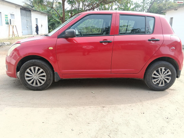 Second-hand 2006 Maruti Swift 1.3 ZXI for sale in Coimbatore-2