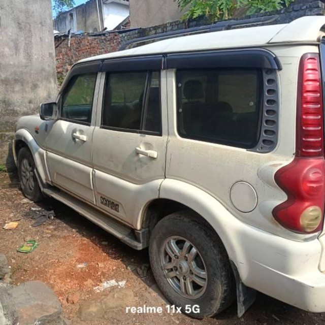 Second-hand 2012 Mahindra Scorpio VLX 2WD AIRBAG BSIV for sale in Seraikela-Kharsawan-4