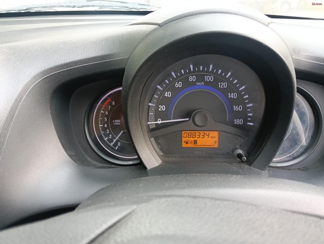 Second-hand 2015 Honda Amaze VX i-Vtech for sale in Coimbatore-4