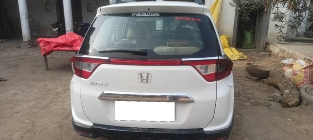 Second-hand 2016 Honda BR-V i-DTEC S MT for sale in Kaushambi-2