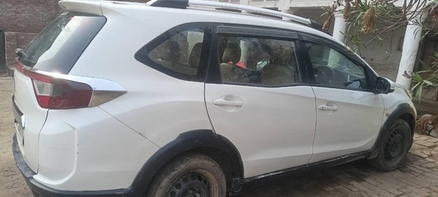 Second-hand 2016 Honda BR-V i-DTEC S MT for sale in Kaushambi-1