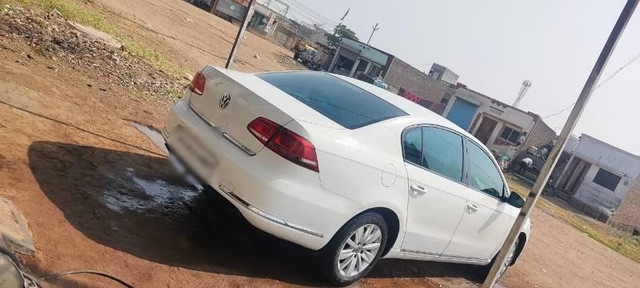 Second-hand 2013 Volkswagen Passat Diesel Trendline for sale in Aurangabad-2