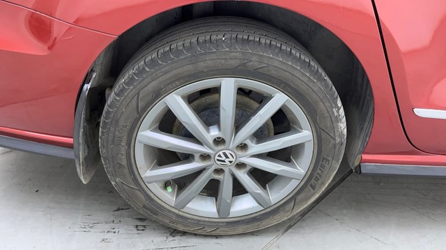 Second-hand 2021 Volkswagen Vento 1.0 TSI Highline Plus AT for sale in Hyderabad-18