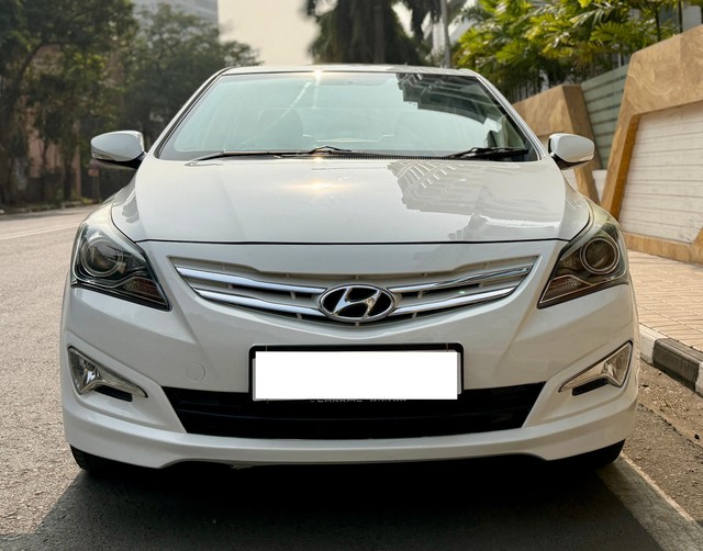 Second-hand 2016 Hyundai Verna 1.6 SX VTVT for sale in Surat-3