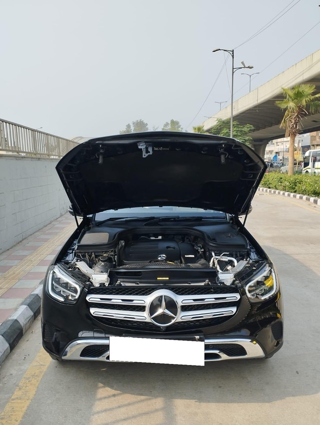 Second-hand 2022 Mercedes-Benz GLC 200 for sale in New Delhi-10