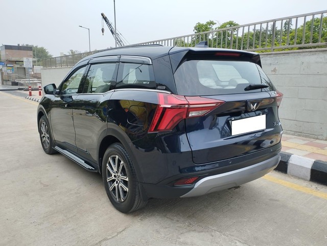 Second-hand 2024 Mahindra XUV700 AX7 7Str AT for sale in New Delhi-9