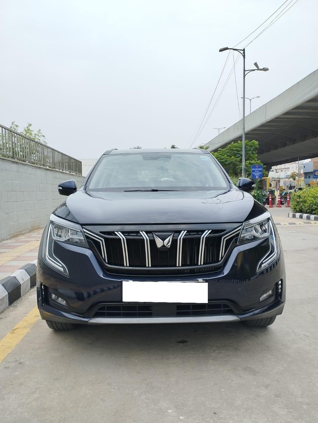 Second-hand 2024 Mahindra XUV700 AX7 7Str AT for sale in New Delhi-7