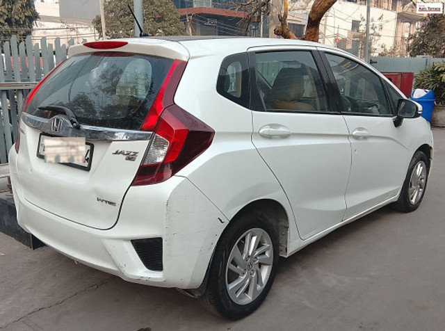 Second-hand 2015 Honda Jazz 1.2 E i VTEC for sale in New Delhi-4