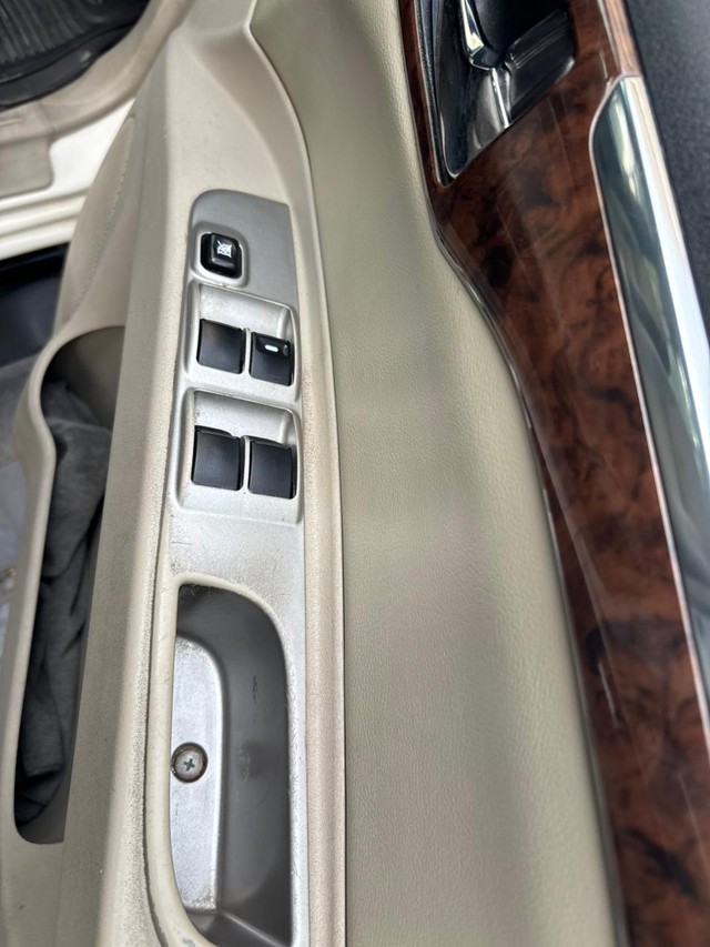 Second-hand 2016 Mitsubishi Pajero Sport 4X2 AT for sale in New Delhi-8