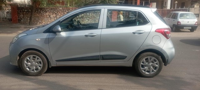 Second-hand 2018 Hyundai Grand i10 1.2 Kappa Magna BSIV for sale in Jaipur-3