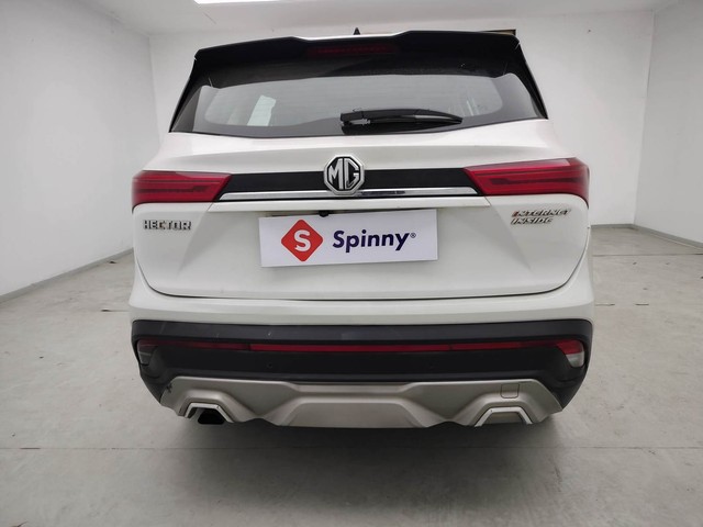 Second-hand 2022 MG Hector Sharp Diesel Dualtone for sale in Visakhapatnam-4