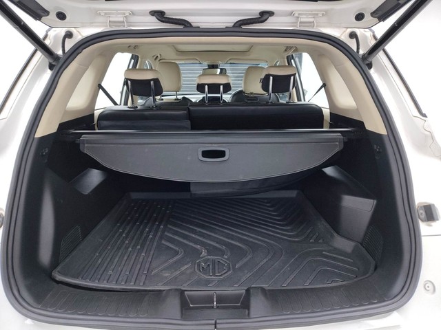 Second-hand 2022 MG Hector Sharp Diesel Dualtone for sale in Visakhapatnam-9