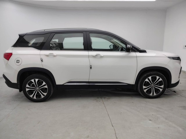 Second-hand 2022 MG Hector Sharp Diesel Dualtone for sale in Visakhapatnam-2