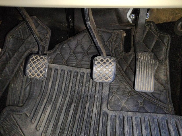 Second-hand 2022 MG Hector Sharp Diesel Dualtone for sale in Visakhapatnam-14