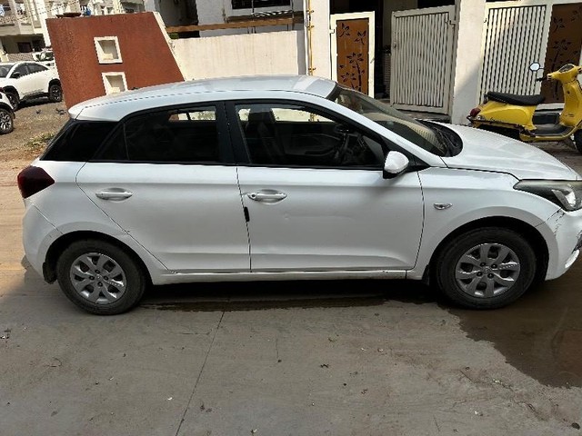 Second-hand 2019 Hyundai i20 Magna Plus BSIV for sale in Morbi-1