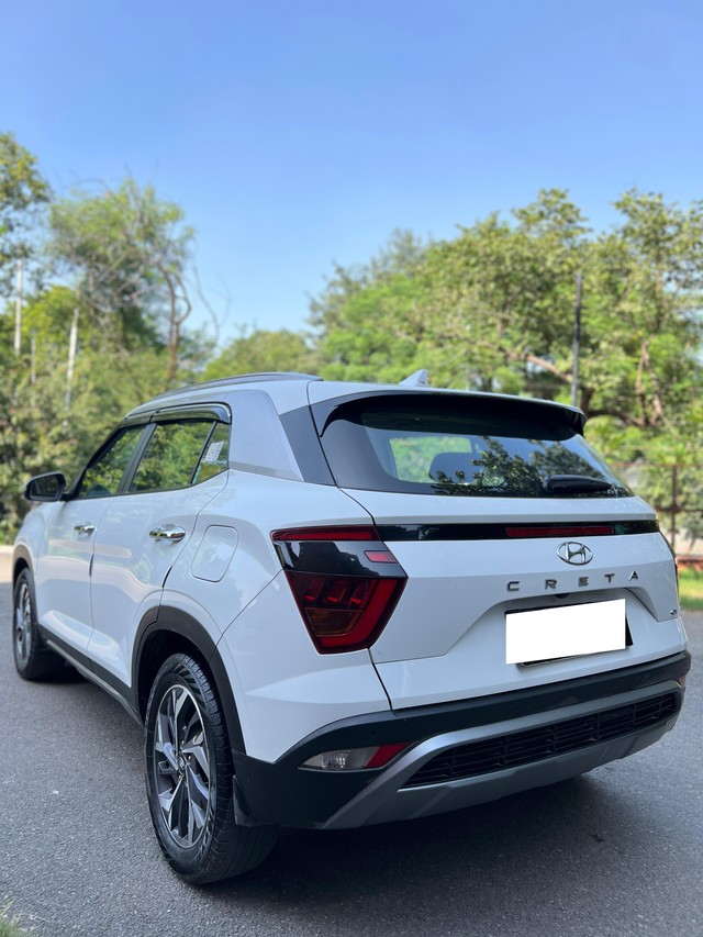 Second-hand 2023 Hyundai Creta SX IVT for sale in New Delhi-15