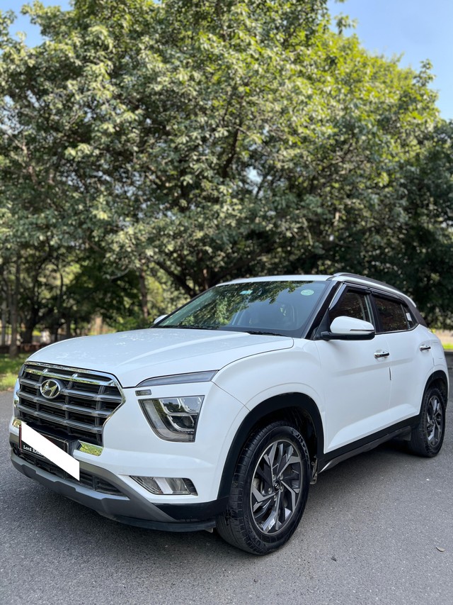 Second-hand 2023 Hyundai Creta SX IVT for sale in New Delhi-4
