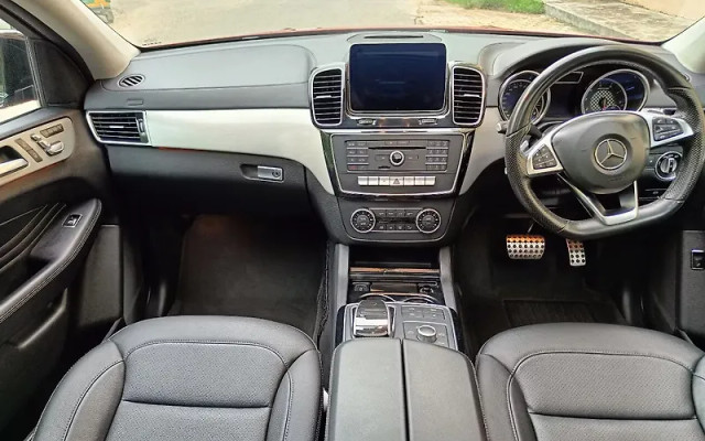 Second-hand 2020 Mercedes-Benz GLE 43 AMG Coupe for sale in Gurgaon-4