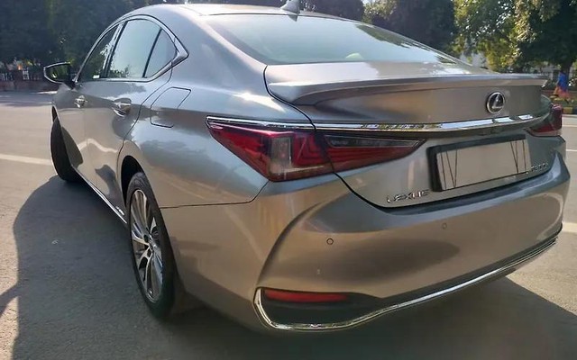 Second-hand 2021 Lexus ES 300h Luxury 2020-2022 for sale in Gurgaon-5