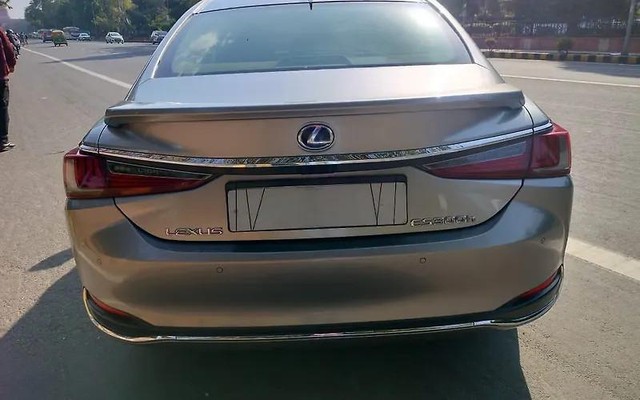 Second-hand 2021 Lexus ES 300h Luxury 2020-2022 for sale in Gurgaon-1