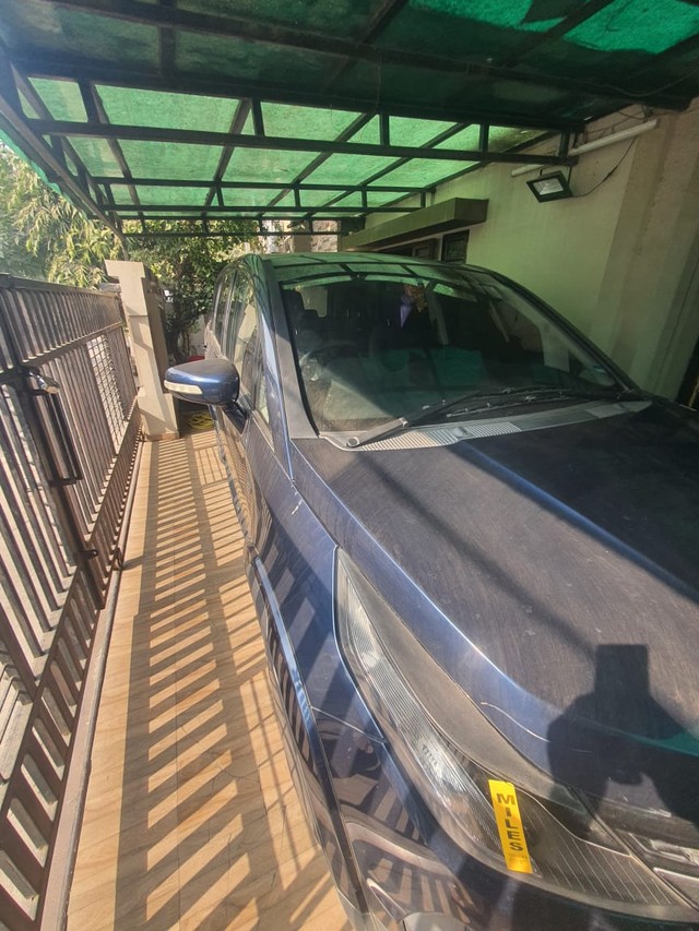 Second-hand 2018 Tata Hexa XM for sale in Vadodara-4