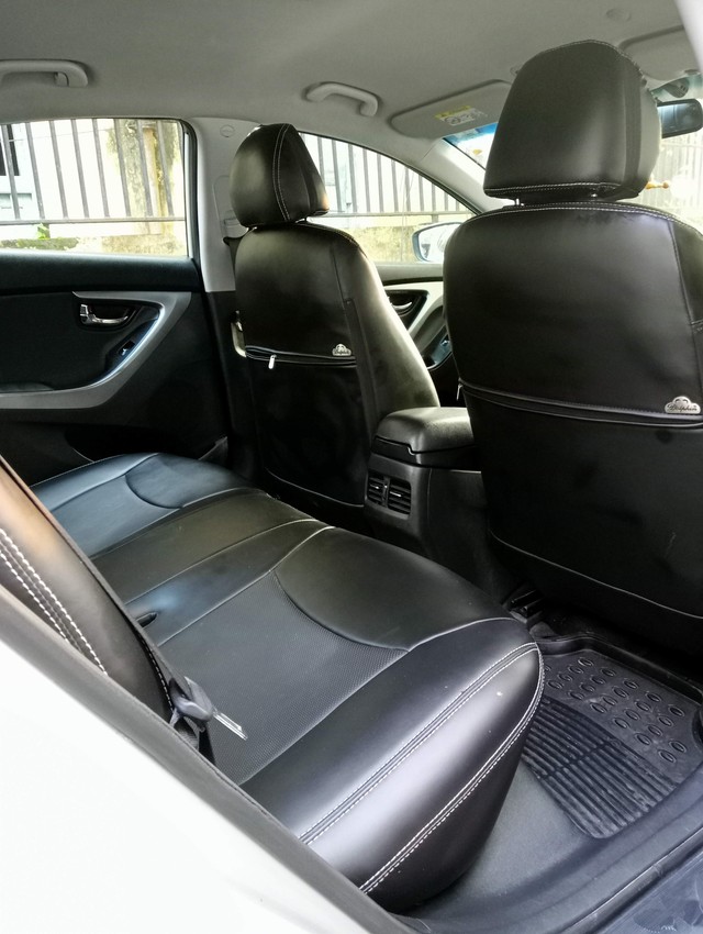 Second-hand 2017 Hyundai Elantra 1.6 SX for sale in Kolkata-9