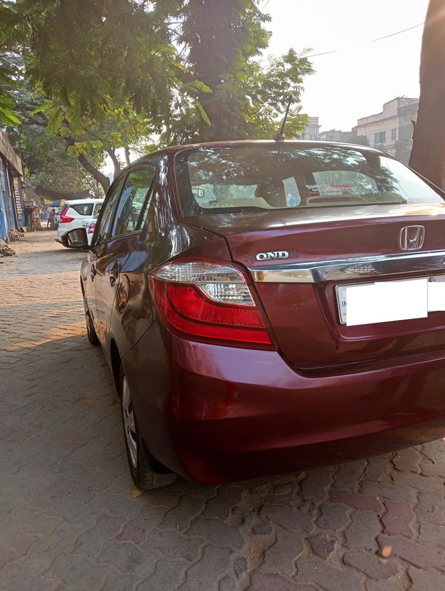 Second-hand 2017 Honda Amaze S Petrol BSIV for sale in Kolkata-9