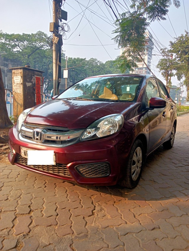 Second-hand 2017 Honda Amaze S Petrol BSIV for sale in Kolkata-2