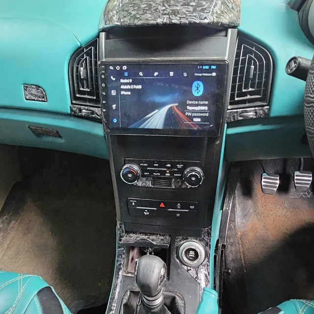 Second-hand 2016 Mahindra XUV500 R W10 FWD for sale in Hyderabad-2