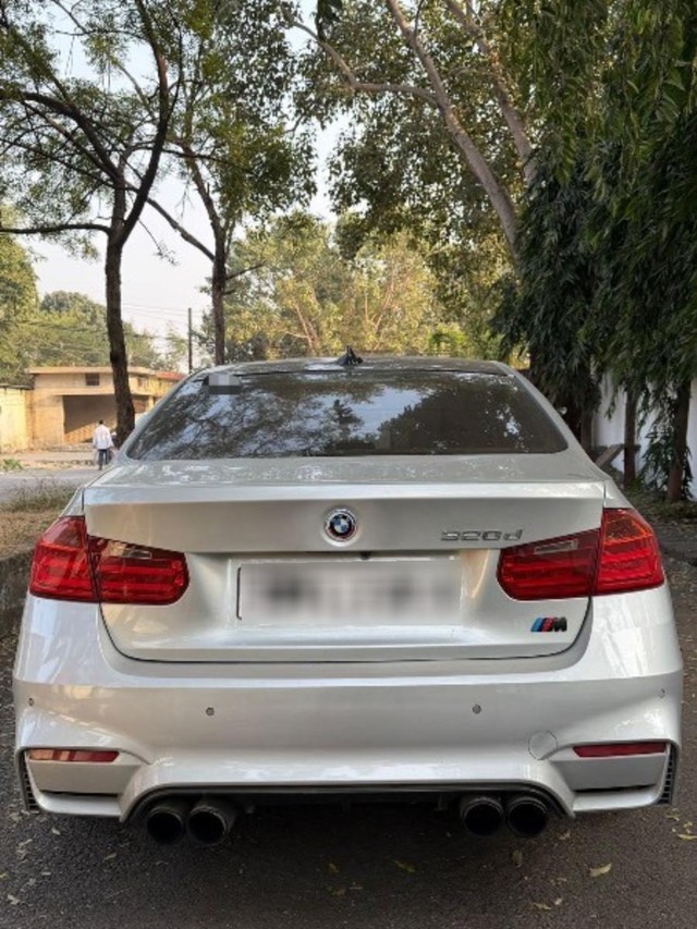 Second-hand 2013 BMW 3 Series 320d Luxury Line for sale in Raipur-1
