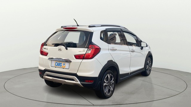 Second-hand 2017 Honda WR-V i-DTEC VX for sale in Patna-2