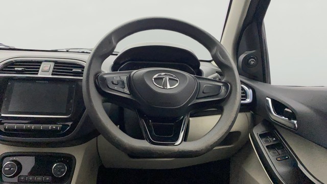 Second-hand 2023 Tata Tiago XZ Plus for sale in Kochi-12