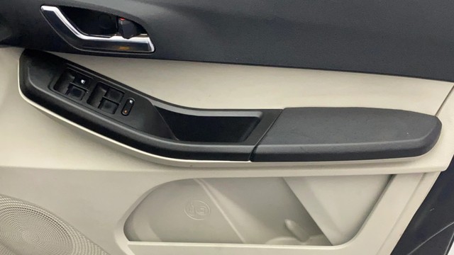 Second-hand 2023 Tata Tiago XZ Plus for sale in Kochi-17