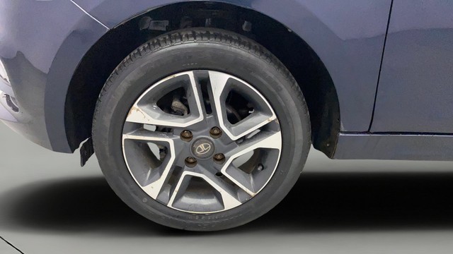 Second-hand 2023 Tata Tiago XZ Plus for sale in Kochi-25