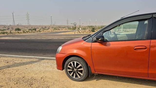 Toyota Etios Liva 1.4 VD Dual Tone Second-hand 2018 Toyota Etios Liva 1.4 VD Dual Tone for sale in Aligarh-0