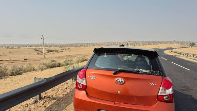 Toyota Etios Liva 1.4 VD Dual Tone Second-hand 2018 Toyota Etios Liva 1.4 VD Dual Tone for sale in Aligarh-2