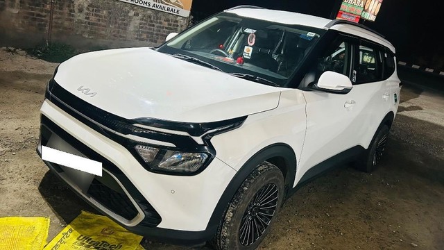 Second-hand 2024 Kia Carens Prestige for sale in Pathankot-3