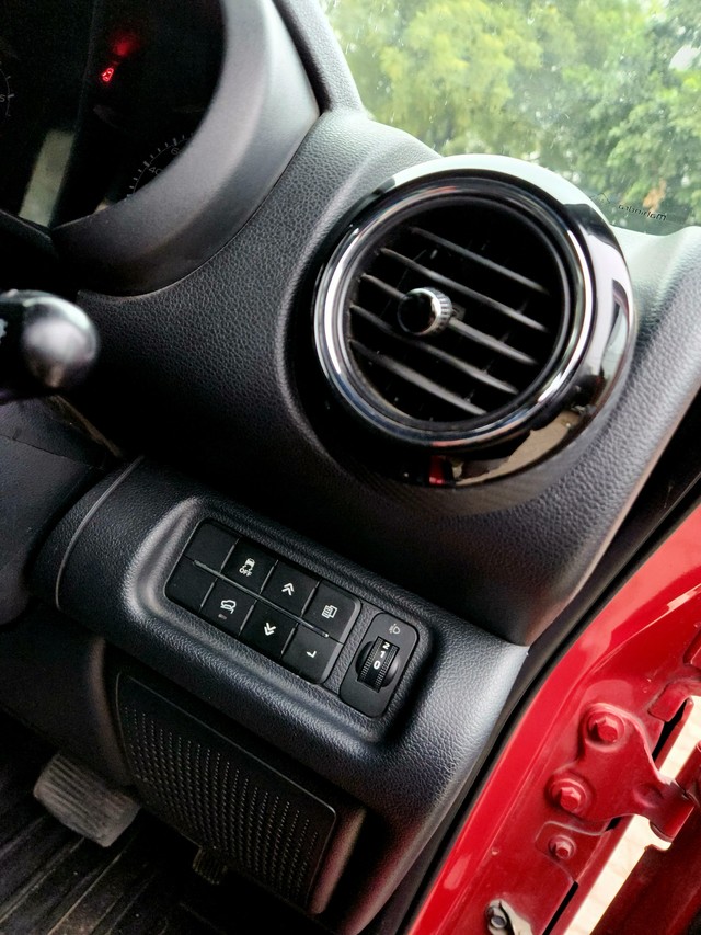 Second-hand 2021 Mahindra Thar LX 4WD Hard Top AT BSVI for sale in New Delhi-8