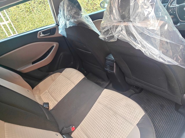 Second-hand 2019 Hyundai i20 Asta Option CVT BSIV for sale in Gurgaon-18