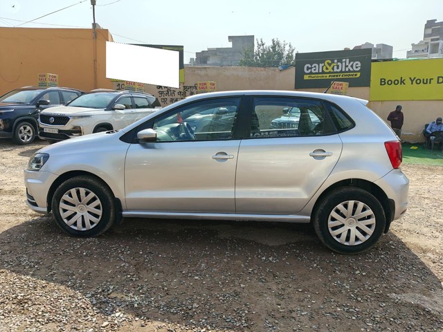 Second-hand 2017 Volkswagen Polo 1.2 MPI Comfortline for sale in Noida-7