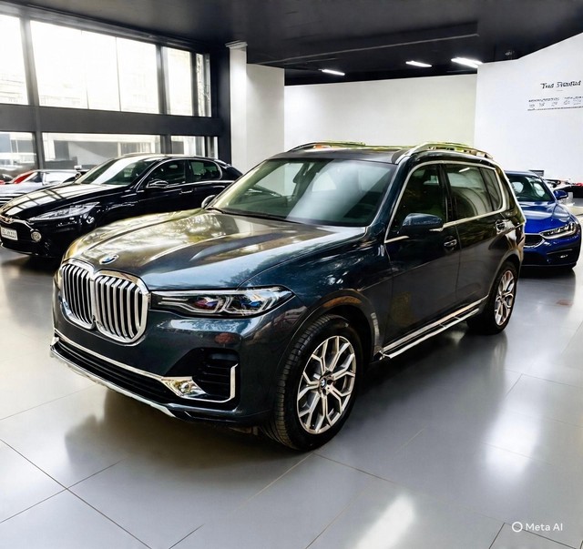Second-hand 2020 BMW X7 xDrive30d DPE Signature for sale in Mumbai-3