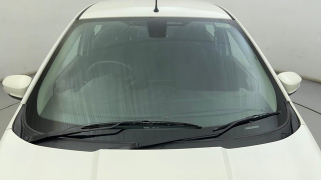 Second-hand 2021 Ford Figo Titanium Plus AT for sale in Ahmedabad-10