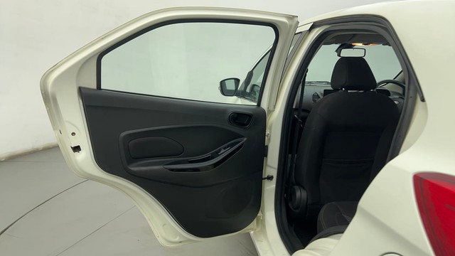 Second-hand 2021 Ford Figo Titanium Plus AT for sale in Ahmedabad-28