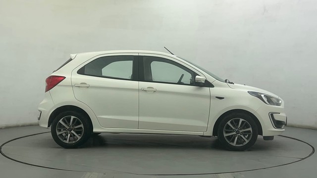 Second-hand 2021 Ford Figo Titanium Plus AT for sale in Ahmedabad-2