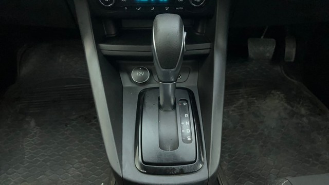 Second-hand 2021 Ford Figo Titanium Plus AT for sale in Ahmedabad-12